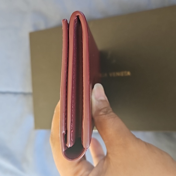 🛑BOTTEGA VENETA Textured Leather Continental Wallet - Picture 7 of 8